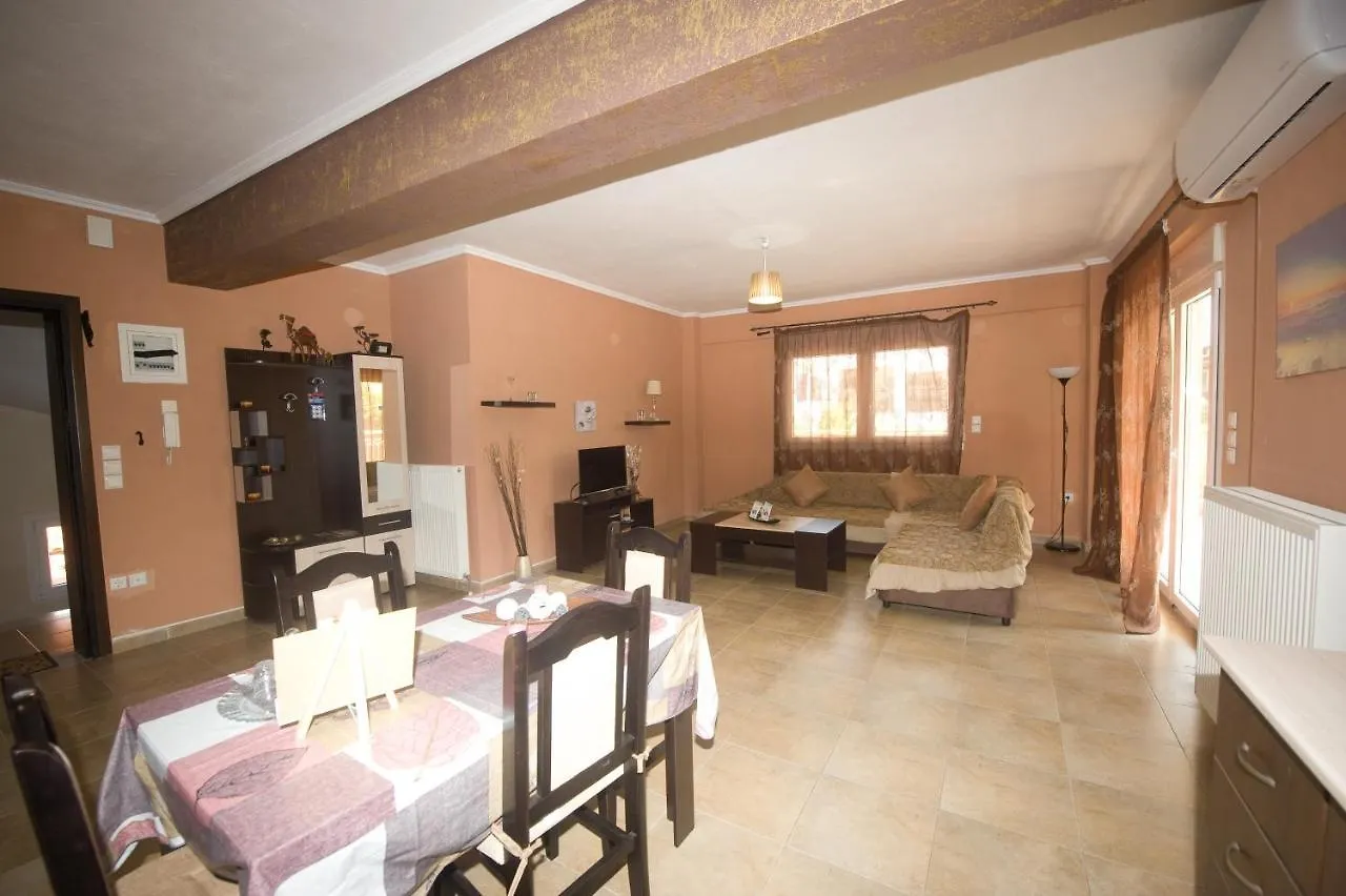 Annas & Konstantinos Home Neo Epivates 0*,  Greece